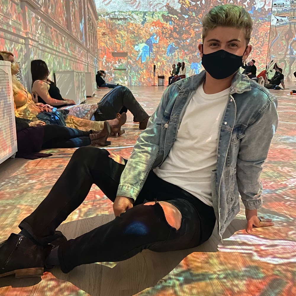 Meet your Posher, Sam